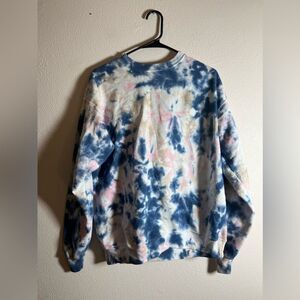 Wear Tyed tie dyed sweatshirt